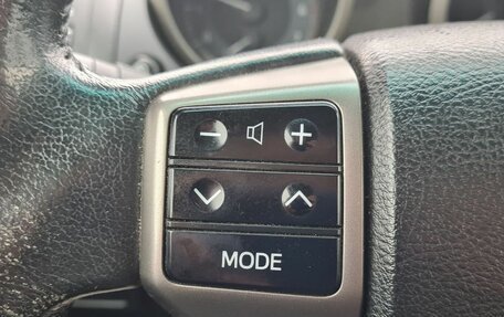Toyota Land Cruiser Prado 150 рестайлинг 2, 2012 год, 2 650 000 рублей, 10 фотография