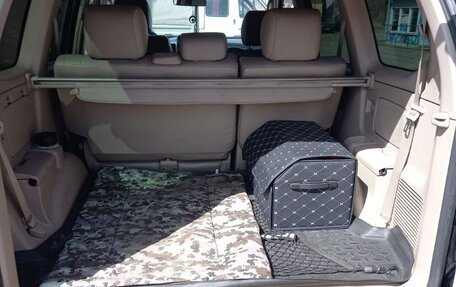 Toyota Land Cruiser Prado 120 рестайлинг, 2006 год, 3 100 000 рублей, 11 фотография