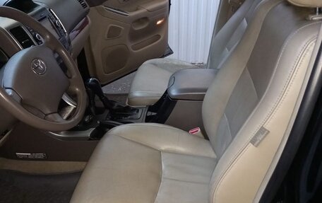Toyota Land Cruiser Prado 120 рестайлинг, 2006 год, 3 100 000 рублей, 10 фотография
