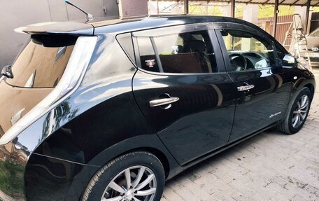 Nissan Leaf I, 2014 год, 800 000 рублей, 5 фотография