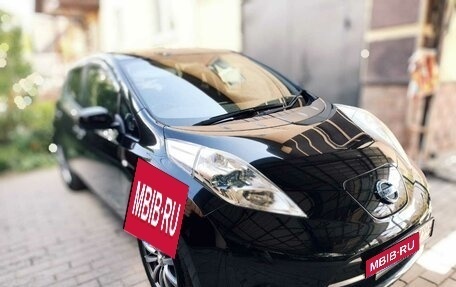 Nissan Leaf I, 2014 год, 800 000 рублей, 2 фотография