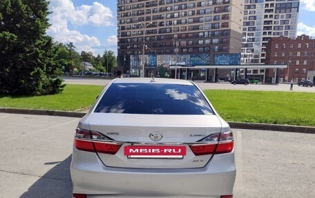 Toyota Camry, 2015 год, 2 400 000 рублей, 4 фотография