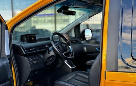 Hyundai Staria, 2023 год, 4 330 000 рублей, 10 фотография