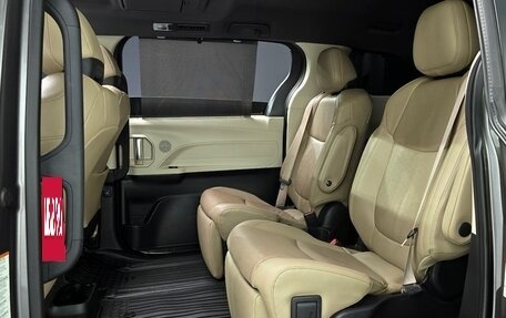 Toyota Sienna, 2021 год, 3 670 000 рублей, 18 фотография