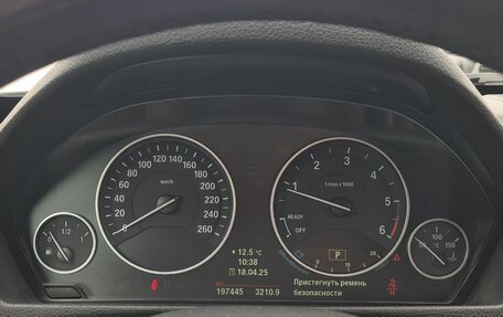 BMW 3 серия, 2017 год, 2 300 000 рублей, 13 фотография