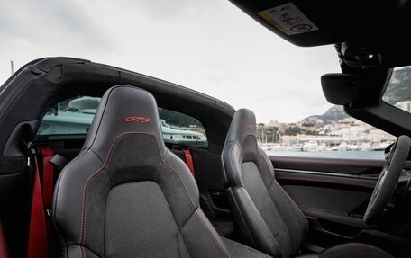 Porsche 911, 2025 год, 30 000 000 рублей, 11 фотография