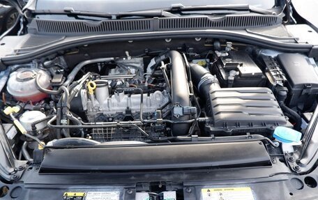 Volkswagen Jetta VII, 2021 год, 1 850 000 рублей, 4 фотография