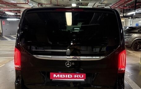 Mercedes-Benz V-Класс, 2017 год, 6 100 000 рублей, 7 фотография