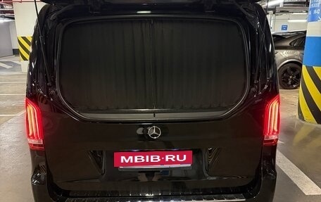 Mercedes-Benz V-Класс, 2017 год, 6 100 000 рублей, 12 фотография