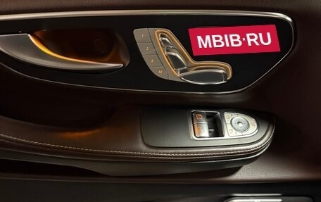 Mercedes-Benz V-Класс, 2017 год, 6 100 000 рублей, 25 фотография