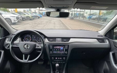 Skoda Rapid I, 2018 год, 1 220 000 рублей, 12 фотография