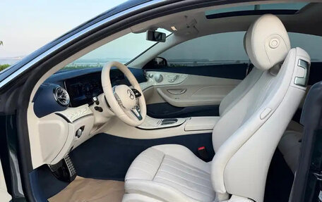 Mercedes-Benz E-Класс, 2021 год, 3 100 090 рублей, 22 фотография