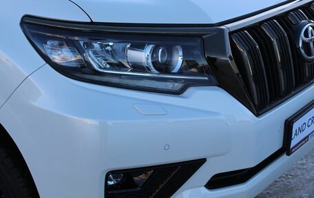 Toyota Land Cruiser Prado 150 рестайлинг 2, 2022 год, 8 990 000 рублей, 20 фотография