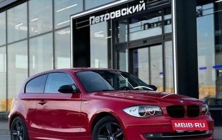 BMW 1 серия, 2008 год, 940 000 рублей, 2 фотография
