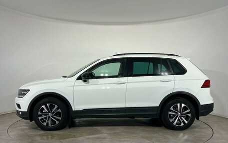 Volkswagen Tiguan II, 2020 год, 2 520 000 рублей, 2 фотография
