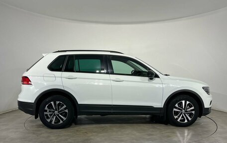 Volkswagen Tiguan II, 2020 год, 2 520 000 рублей, 5 фотография