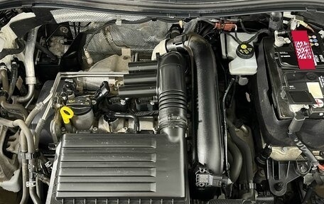 Volkswagen Tiguan II, 2020 год, 2 520 000 рублей, 19 фотография