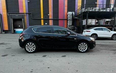 Opel Astra J, 2010 год, 500 000 рублей, 2 фотография