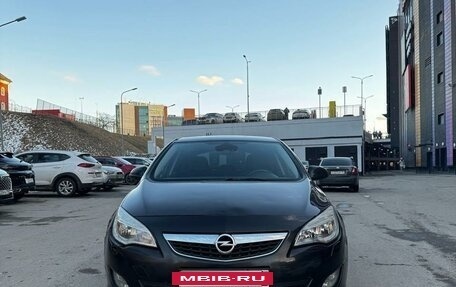 Opel Astra J, 2010 год, 500 000 рублей, 3 фотография