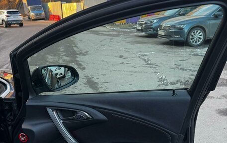 Opel Astra J, 2010 год, 500 000 рублей, 15 фотография