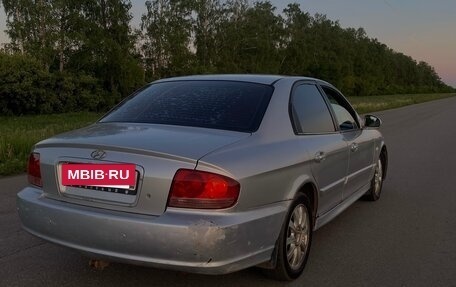 Hyundai Sonata IV рестайлинг, 2005 год, 330 000 рублей, 2 фотография