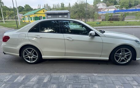 Mercedes-Benz E-Класс, 2011 год, 1 550 000 рублей, 21 фотография