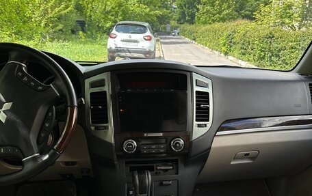 Mitsubishi Pajero IV, 2020 год, 4 240 000 рублей, 7 фотография