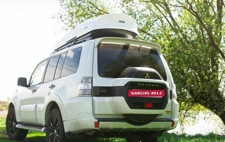 Mitsubishi Pajero IV, 2020 год, 4 240 000 рублей, 10 фотография