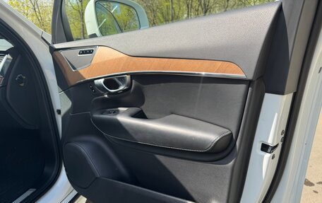 Volvo XC90 II рестайлинг, 2017 год, 2 850 000 рублей, 6 фотография
