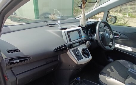 Toyota Wish II, 2012 год, 1 340 000 рублей, 5 фотография