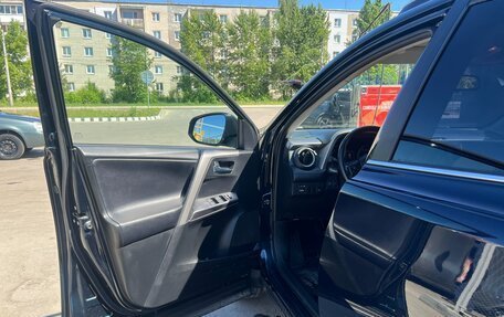Toyota RAV4, 2019 год, 2 850 000 рублей, 5 фотография