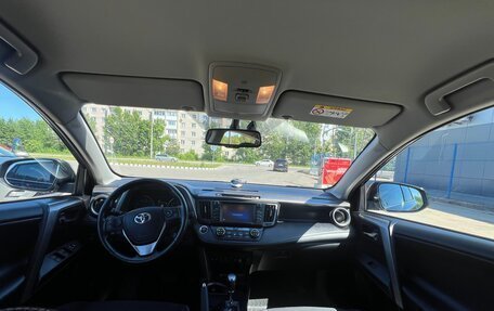 Toyota RAV4, 2019 год, 2 850 000 рублей, 8 фотография