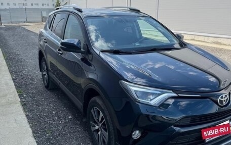 Toyota RAV4, 2019 год, 2 850 000 рублей, 11 фотография