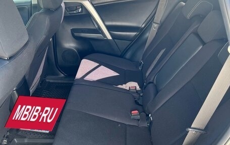 Toyota RAV4, 2019 год, 2 850 000 рублей, 10 фотография