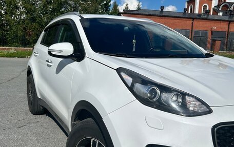 KIA Sportage IV рестайлинг, 2017 год, 2 000 000 рублей, 3 фотография
