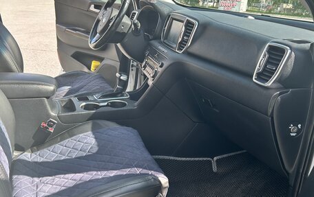 KIA Sportage IV рестайлинг, 2017 год, 2 000 000 рублей, 10 фотография
