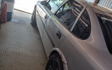 Opel Vectra B рестайлинг, 1997 год, 250 000 рублей, 5 фотография