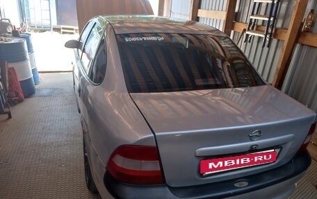 Opel Vectra B рестайлинг, 1997 год, 250 000 рублей, 4 фотография