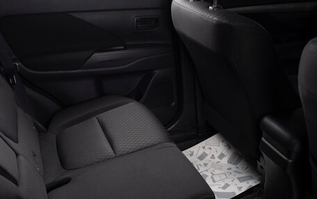 Mitsubishi Outlander III рестайлинг 3, 2014 год, 1 329 000 рублей, 16 фотография
