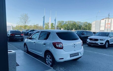 Renault Sandero II рестайлинг, 2016 год, 730 000 рублей, 9 фотография