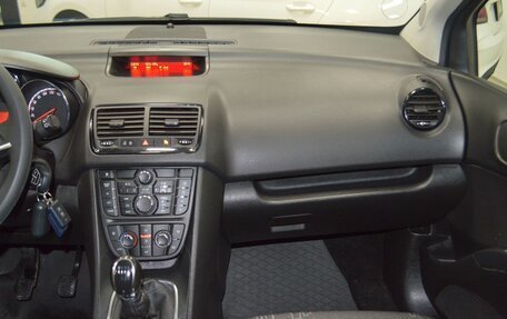 Opel Meriva, 2012 год, 799 000 рублей, 33 фотография