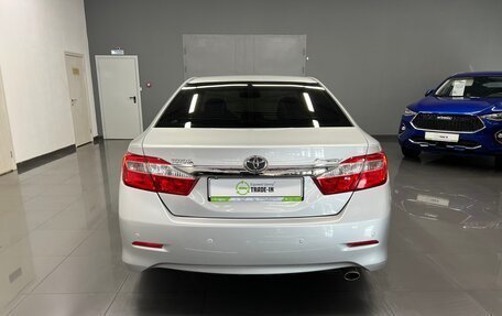 Toyota Camry, 2014 год, 1 695 000 рублей, 4 фотография
