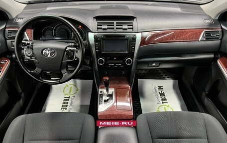 Toyota Camry, 2014 год, 1 695 000 рублей, 10 фотография