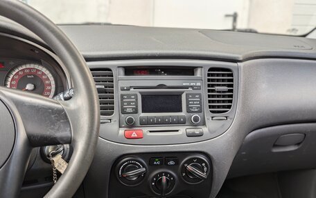 KIA Rio II, 2010 год, 610 000 рублей, 15 фотография