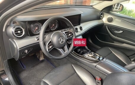 Mercedes-Benz E-Класс, 2018 год, 2 450 000 рублей, 6 фотография