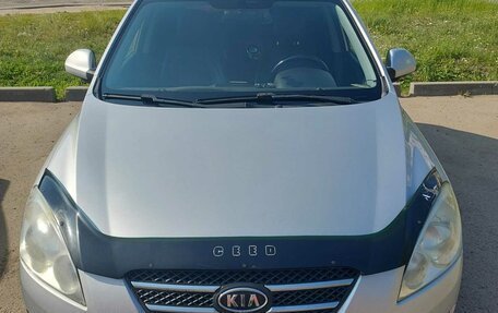 KIA cee'd I рестайлинг, 2008 год, 730 000 рублей, 4 фотография