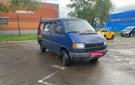 Volkswagen Transporter T4, 1995 год, 260 000 рублей, 2 фотография