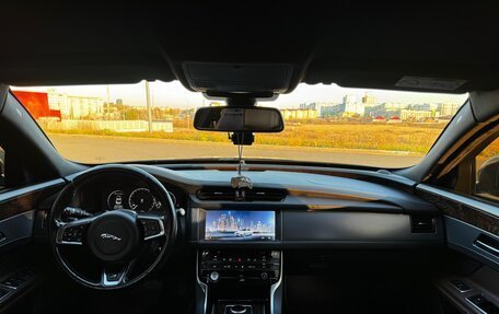Jaguar XF II, 2017 год, 3 350 000 рублей, 5 фотография