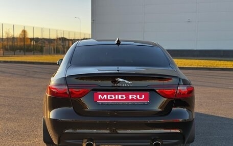 Jaguar XF II, 2017 год, 3 350 000 рублей, 4 фотография