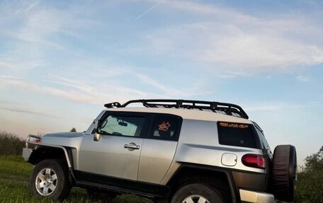 Toyota FJ Cruiser, 2006 год, 3 100 000 рублей, 3 фотография